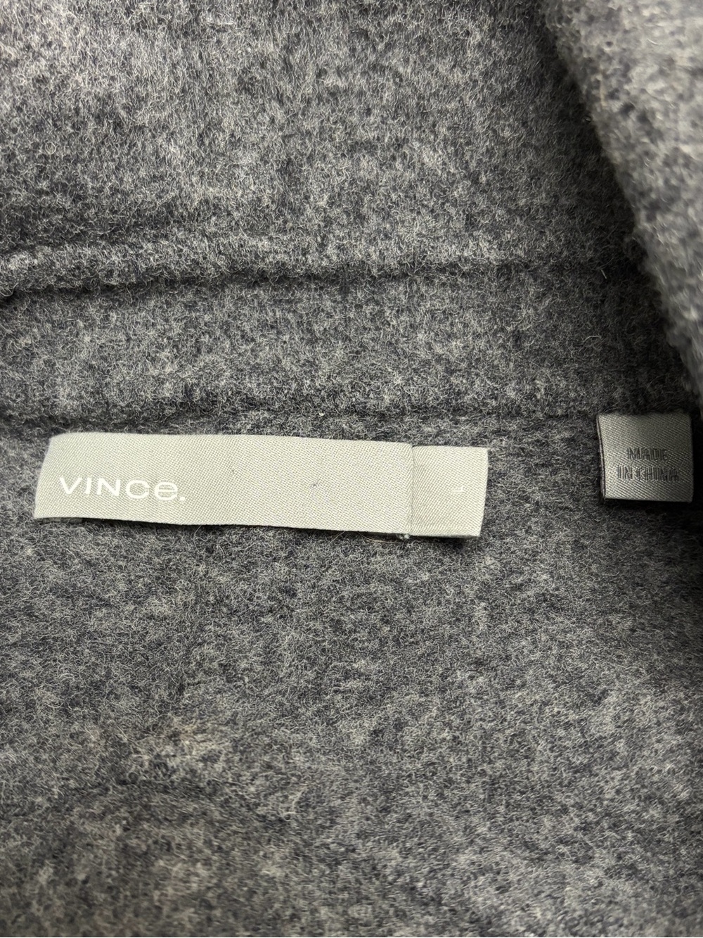 Vince blanket wool-blend coat in gray with belt - Picture 4 of 9